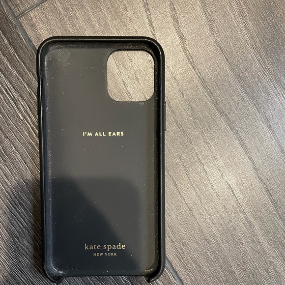 THREE IPHONE 11/ 11 PRO CASES - Picture 6 of 6